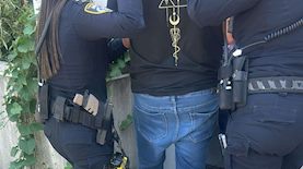 מעצר של אחד החשודים, צילום: דוברות המשטרה